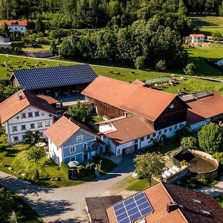 Апартаменты Ferienbauernhof Rosenberger Хауценберг Экстерьер фото